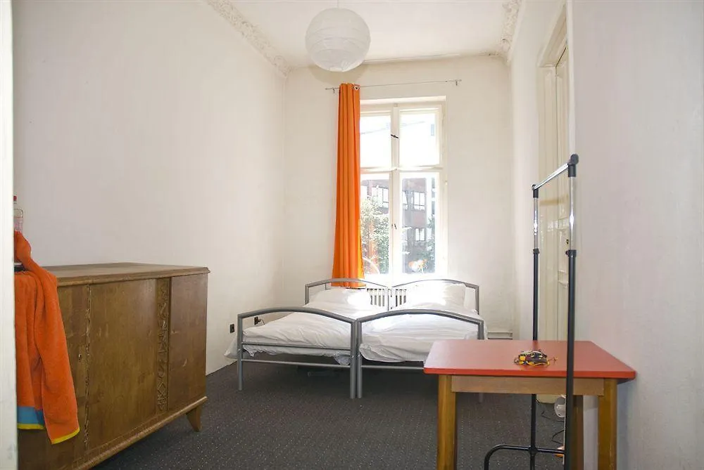 Rixpack Hostel Neukolln Berlin Almanya
