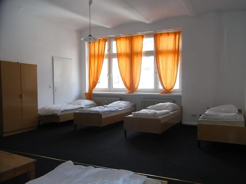 Rixpack Hostel Neukolln Berlino